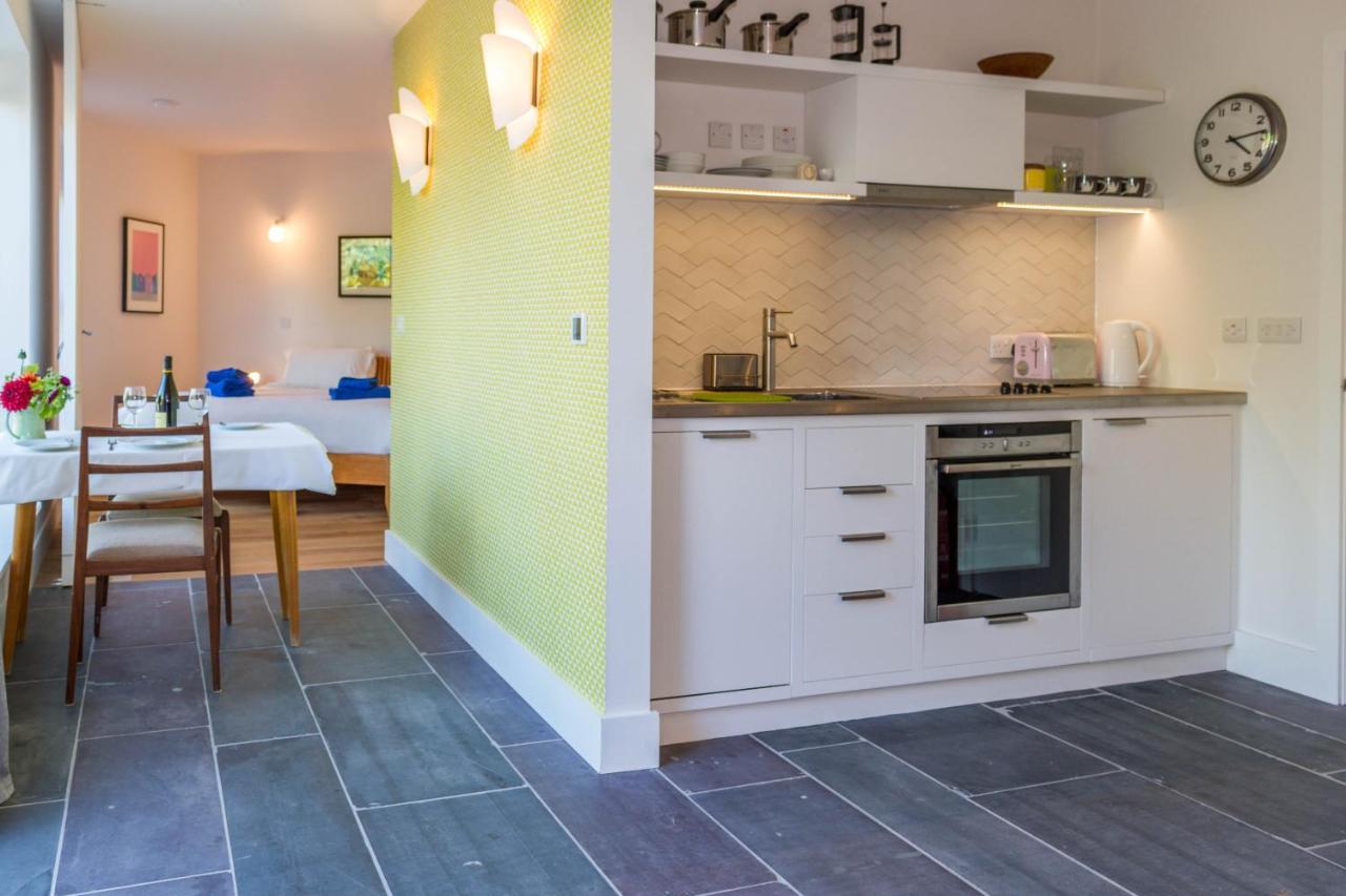 Robin'S Egg Apartment ออลบะระ ภายนอก รูปภาพ